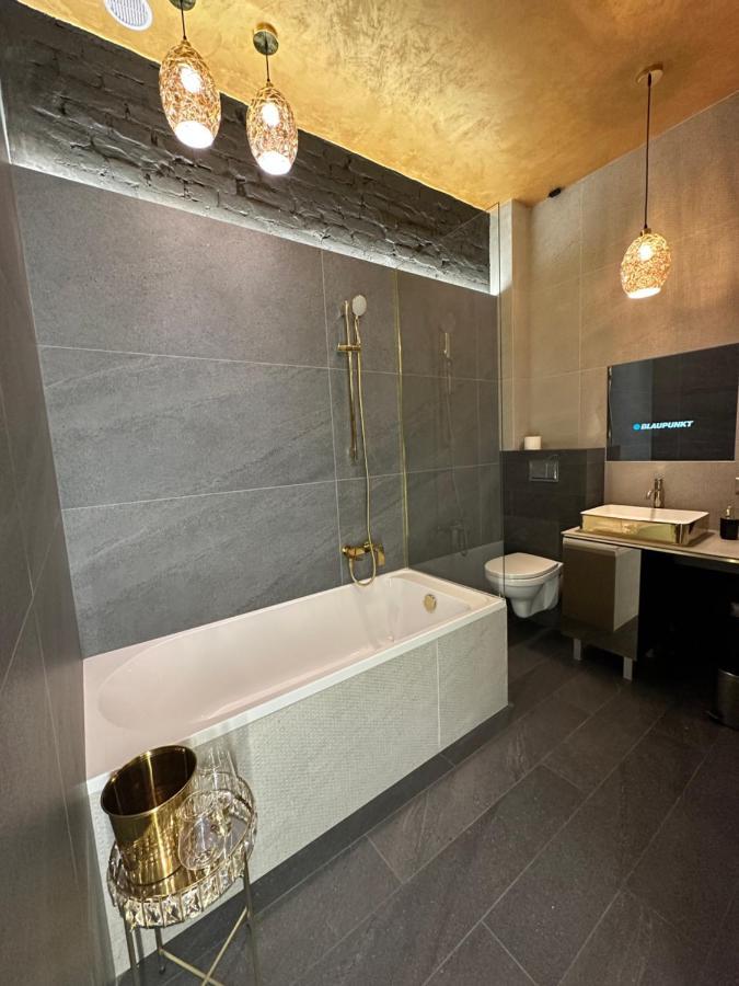 Apartmán Darkhouse Flaviker Lodž Exteriér fotografie